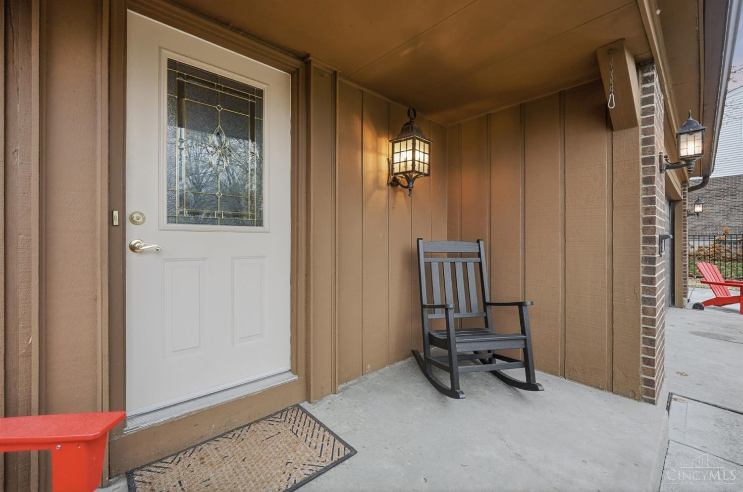 10681 Creeknoll Court