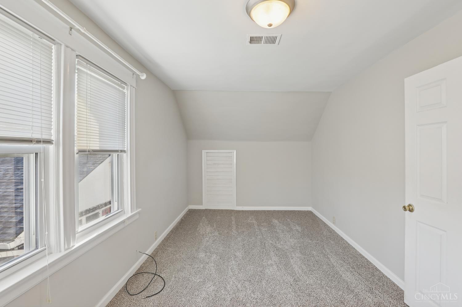 4046 Boomer Road