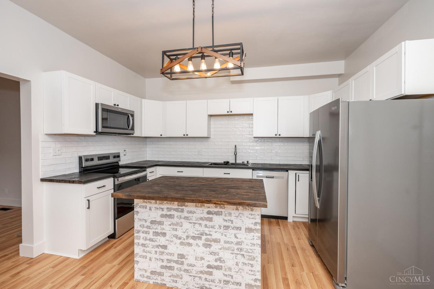 4214 Chambers Street