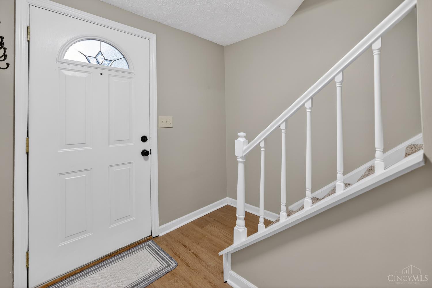 305 Bainbridge Court