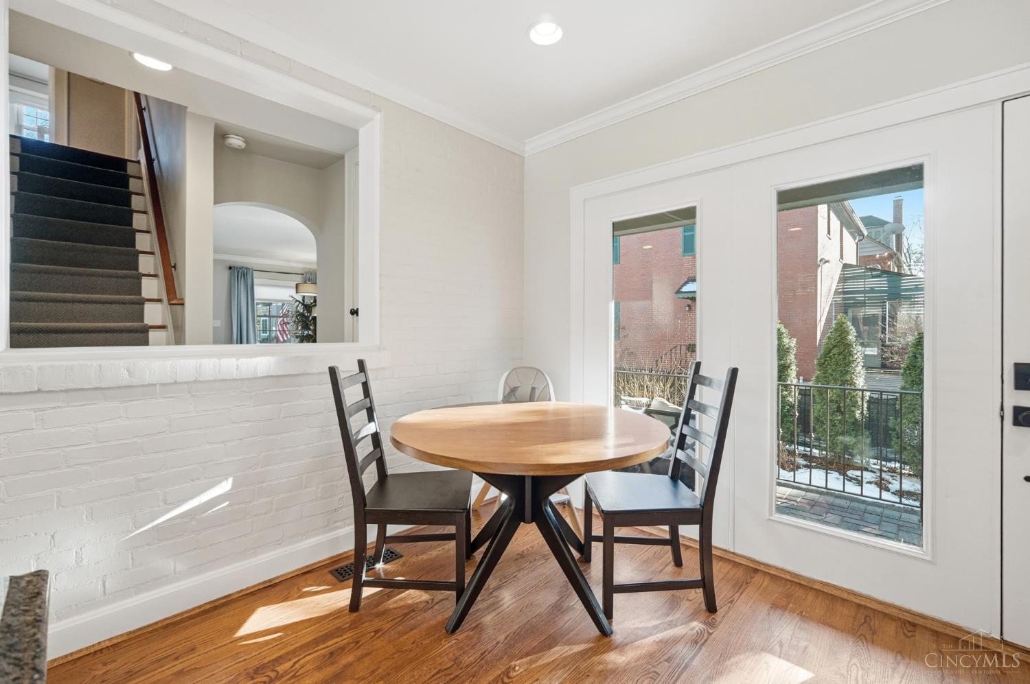 3845 Indianview Avenue