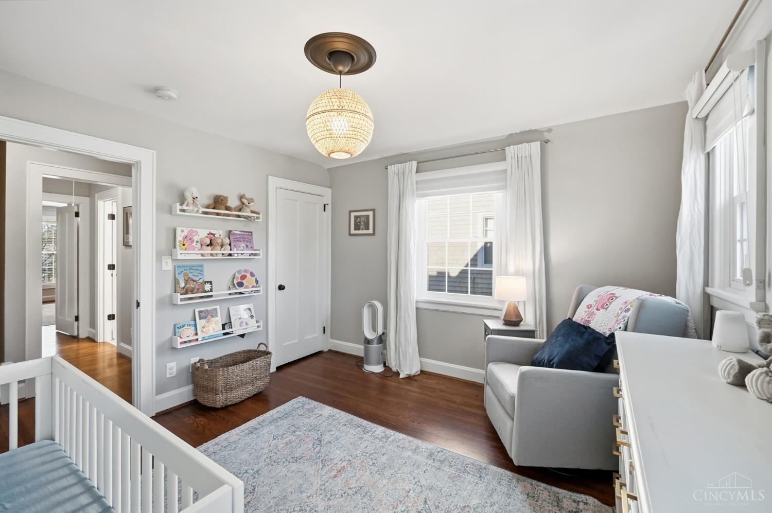 3845 Indianview Avenue