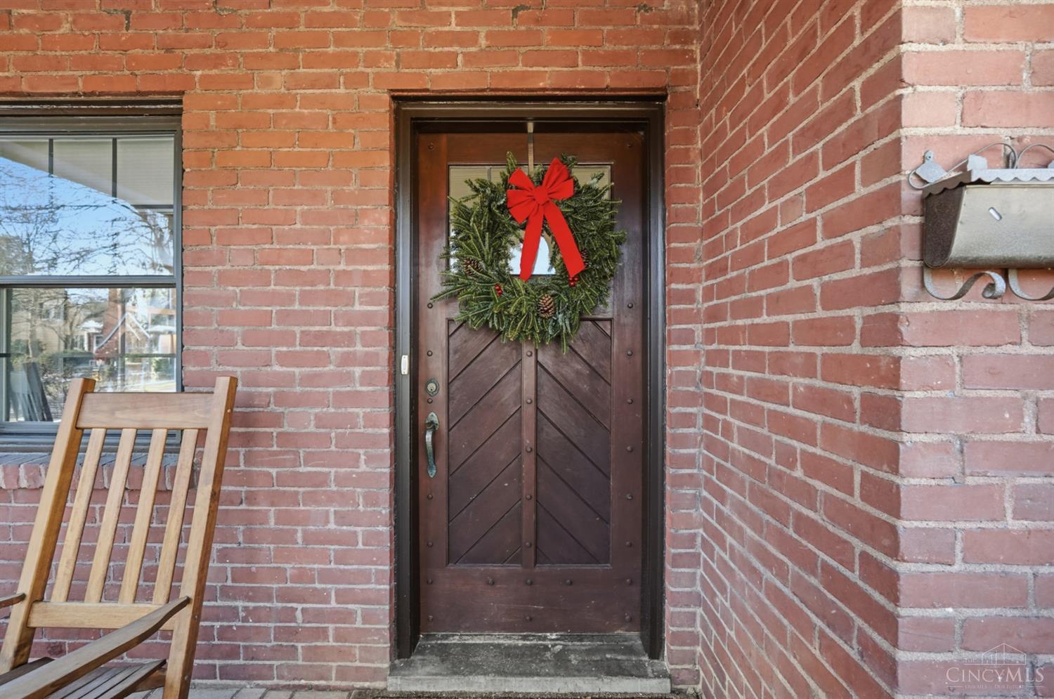 3845 Indianview Avenue