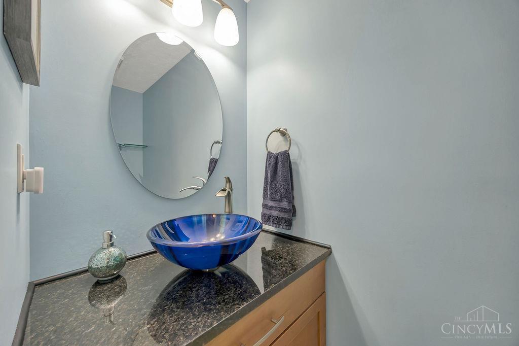 104 Fox Hollow Court