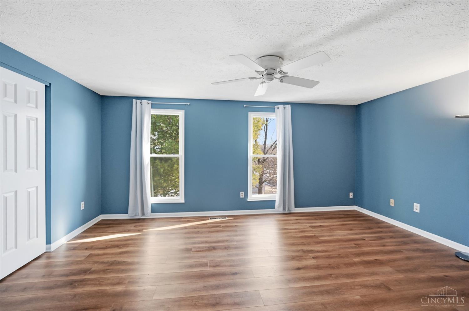 1012 Stratford Court