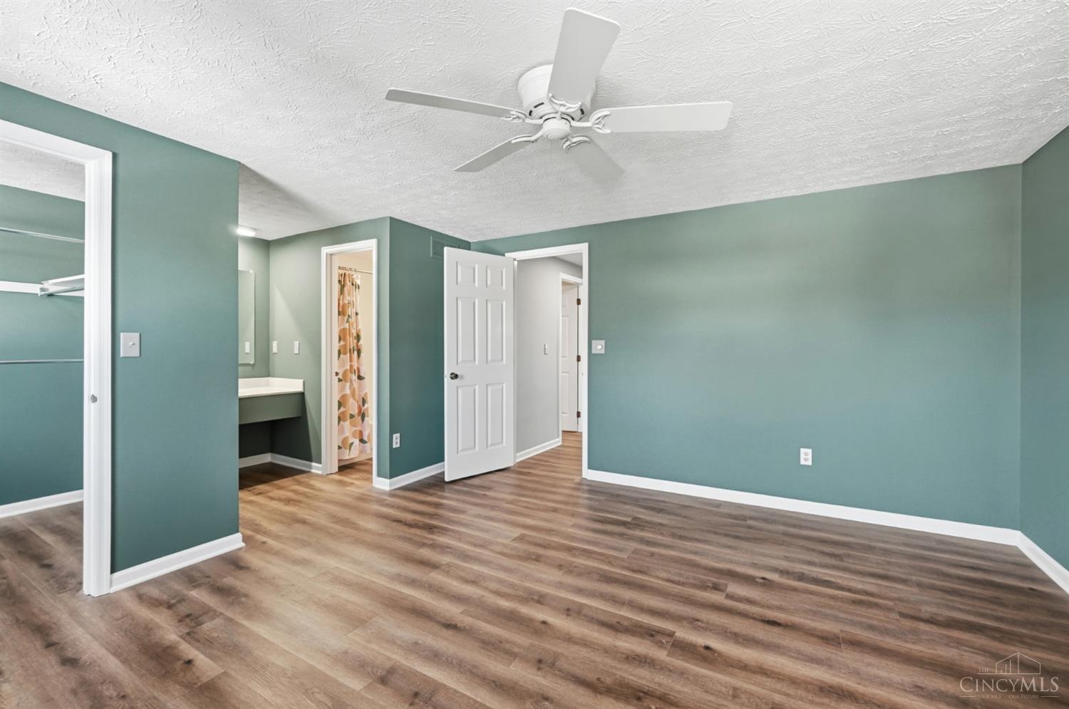 1012 Stratford Court