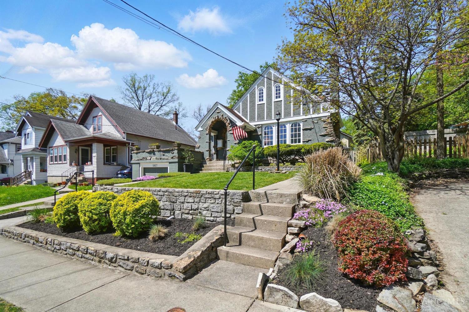 5827 Lester Road