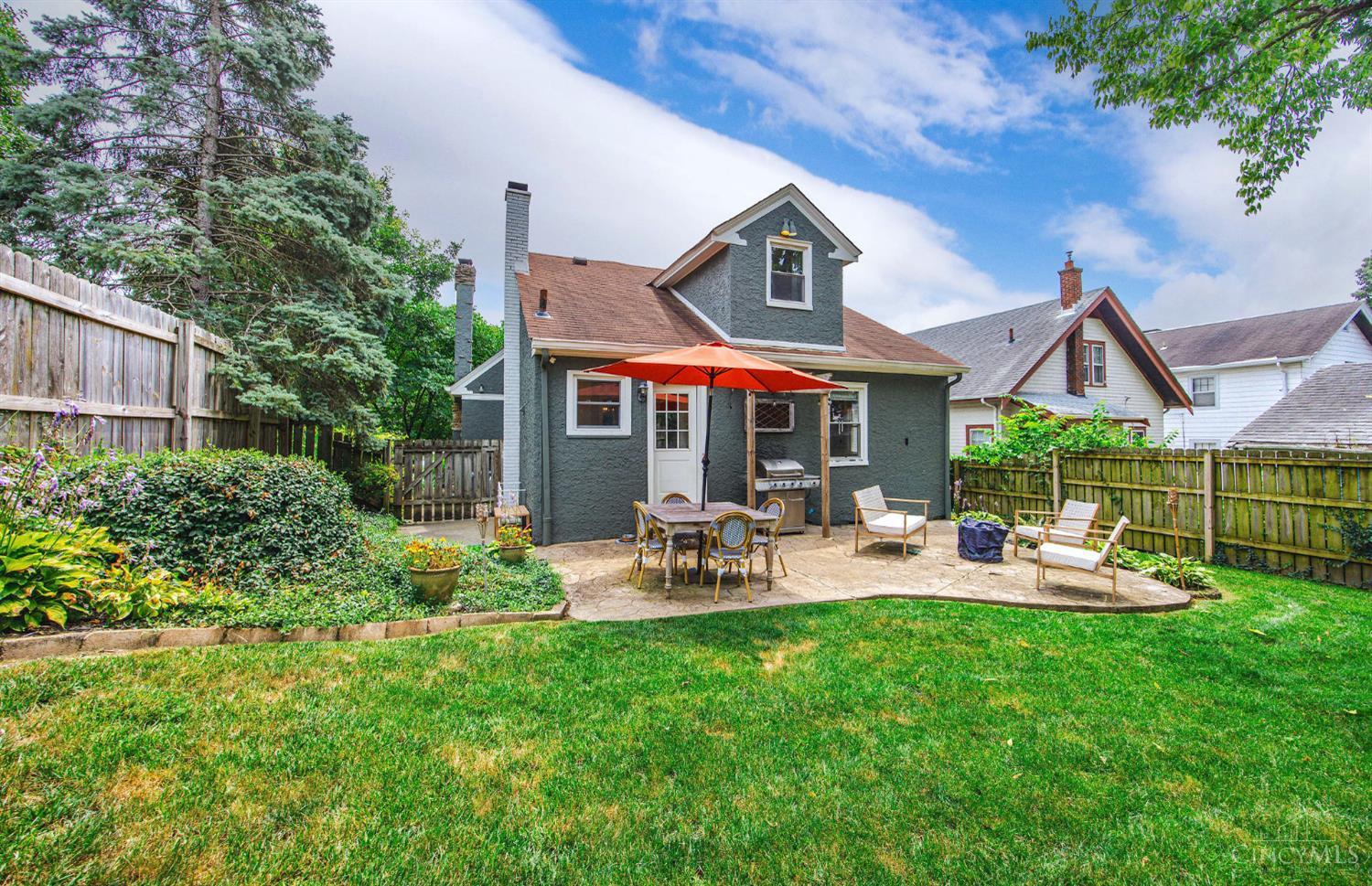 5827 Lester Road