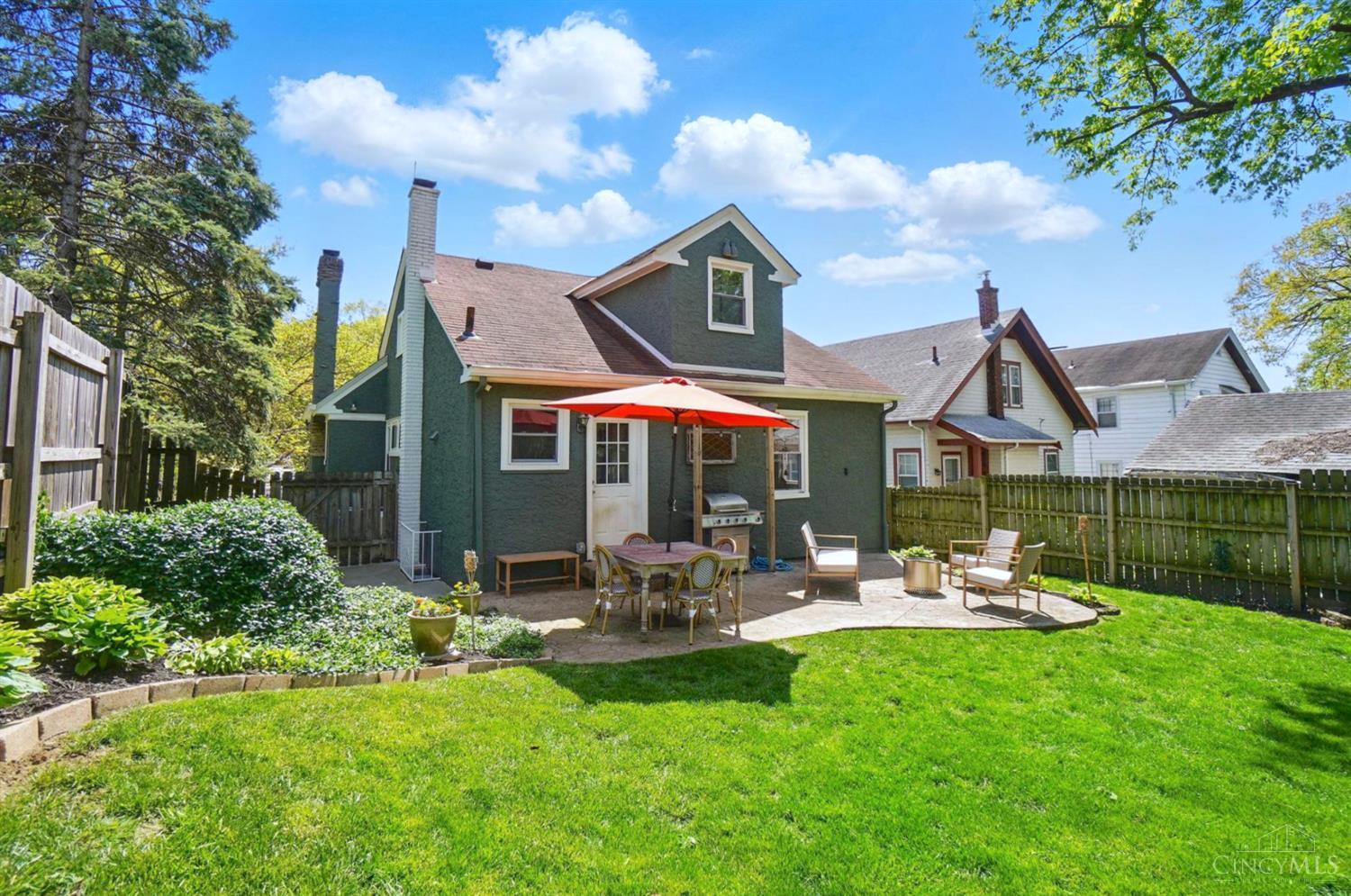 5827 Lester Road