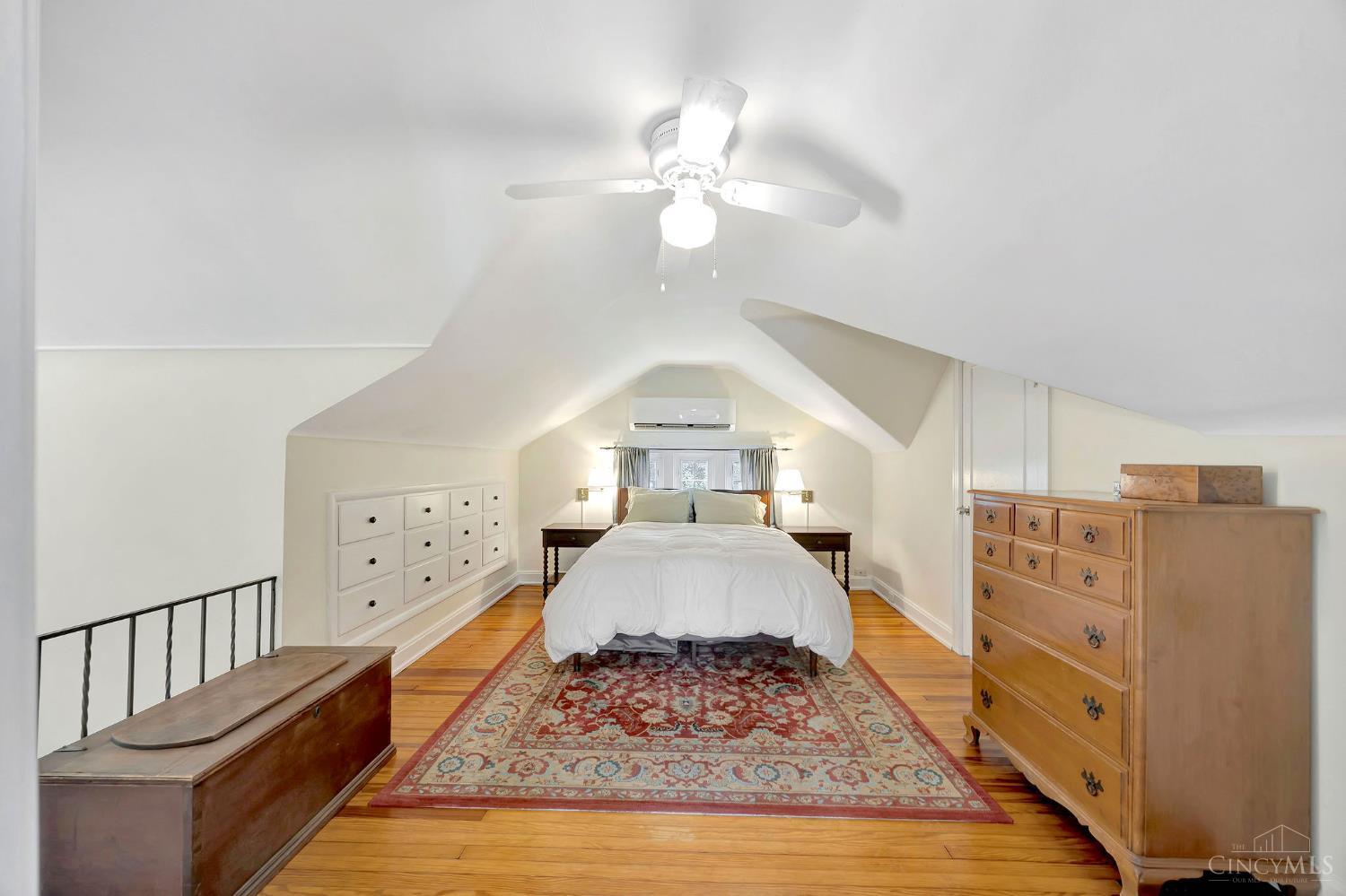 5827 Lester Road