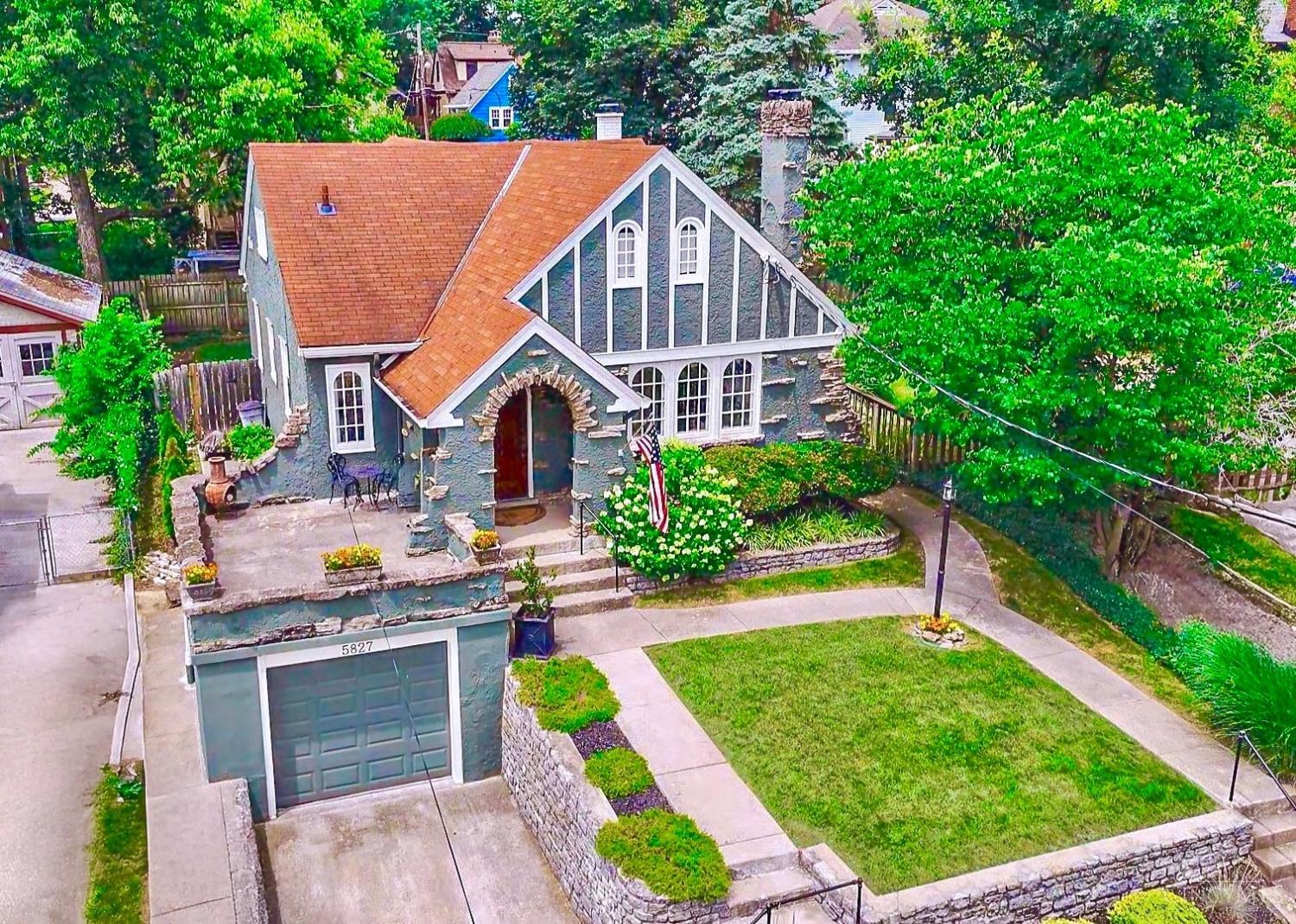 5827 Lester Road