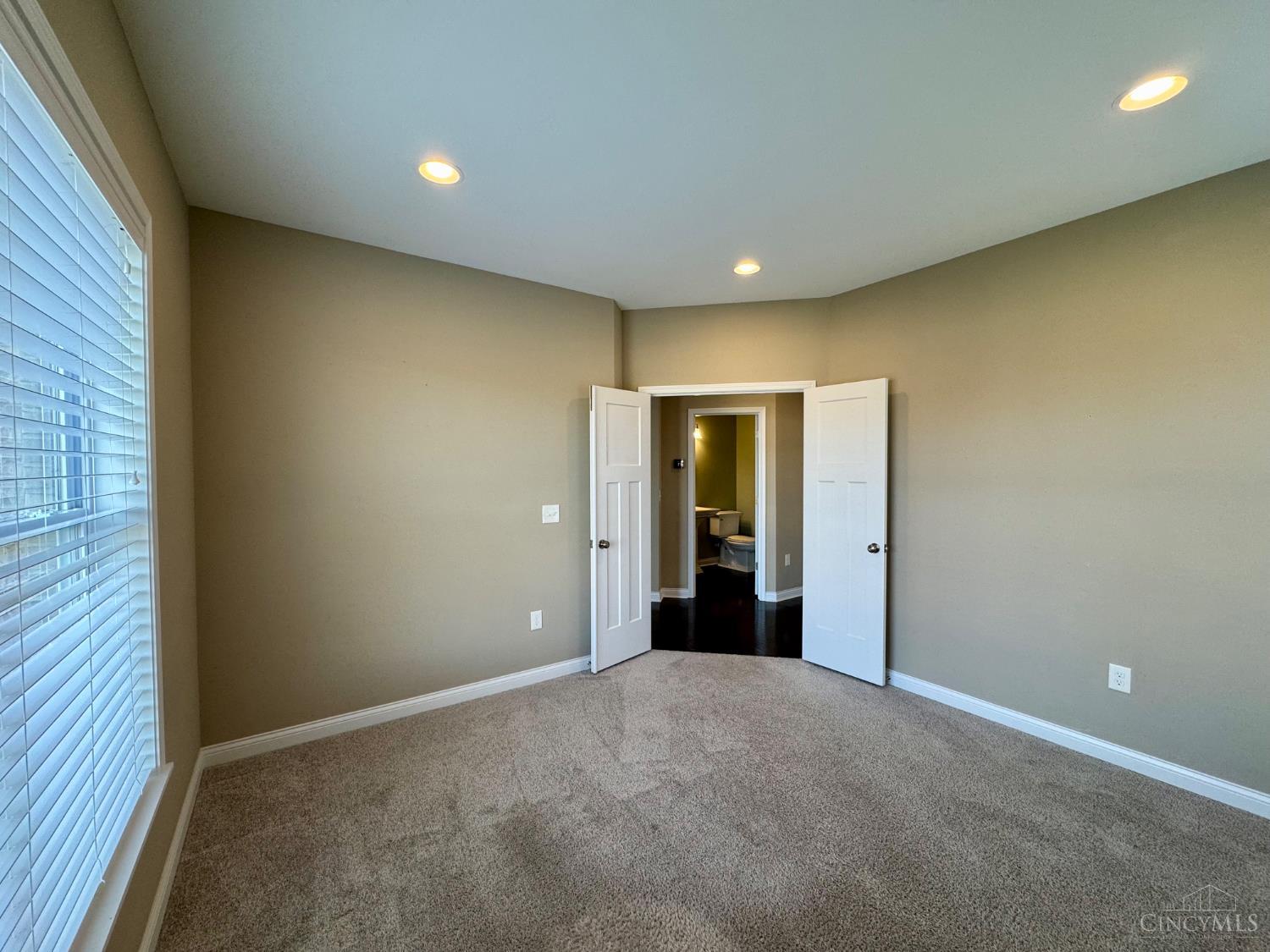 5819 Laurel Run Drive