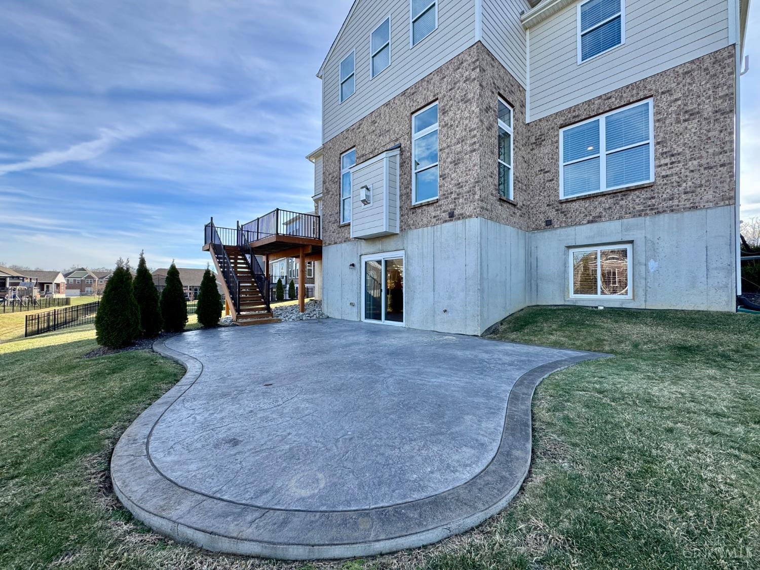 5819 Laurel Run Drive