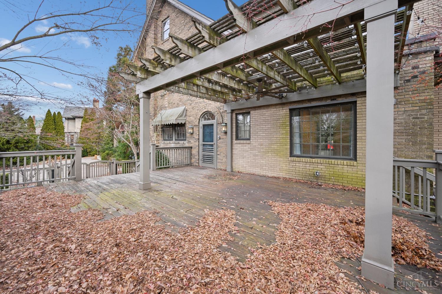 4061 Beechwood Avenue