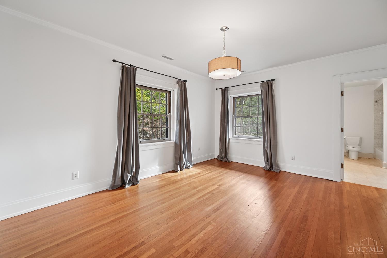 4061 Beechwood Avenue