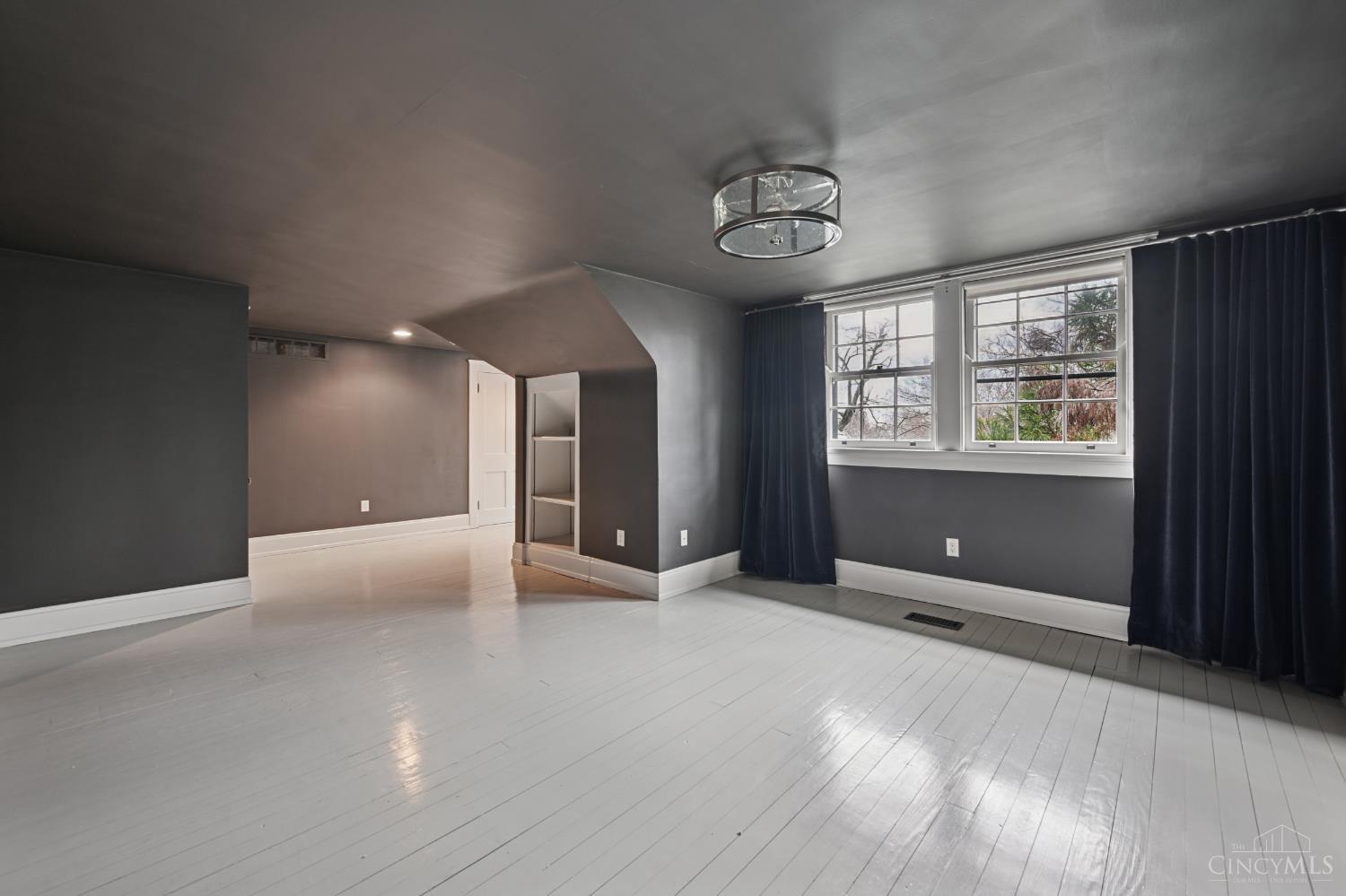 4061 Beechwood Avenue