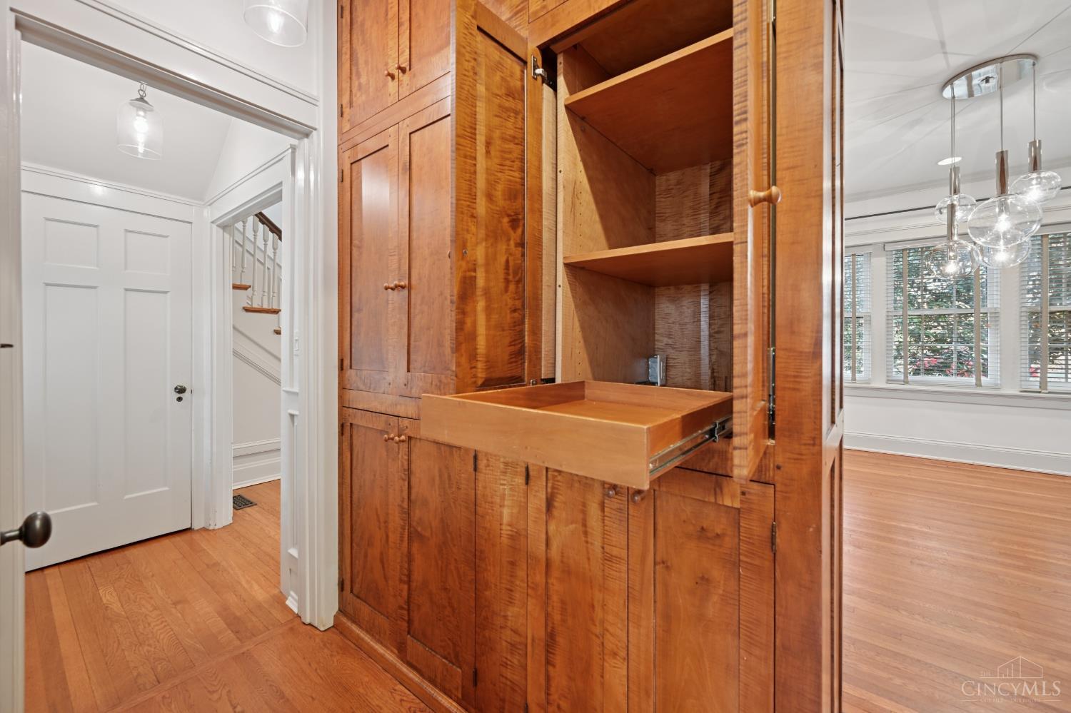 4061 Beechwood Avenue