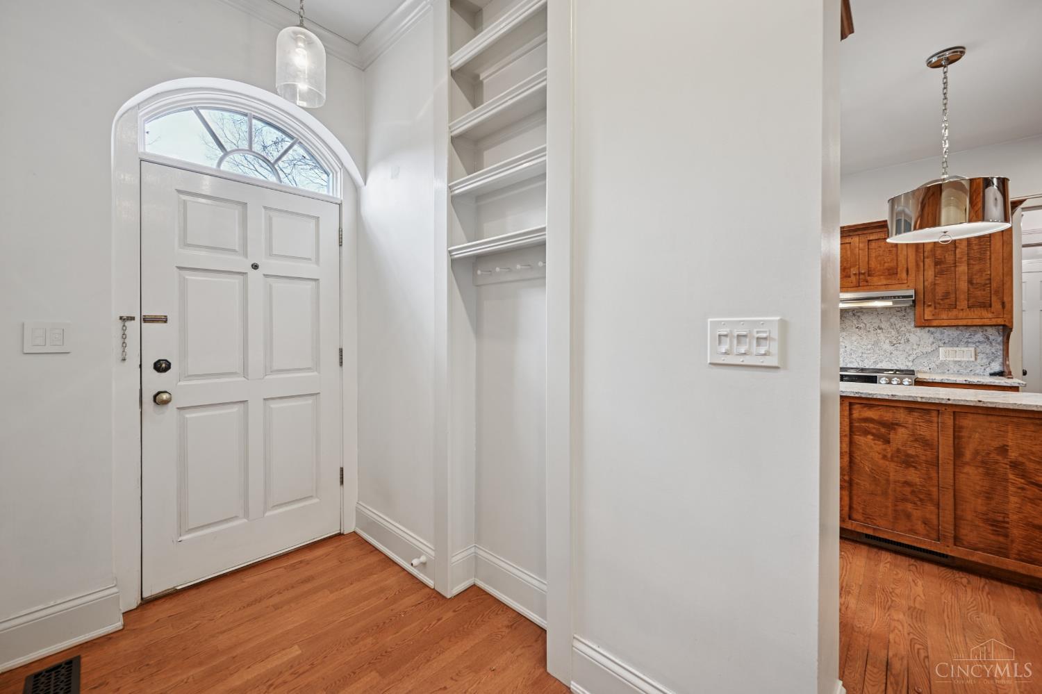 4061 Beechwood Avenue