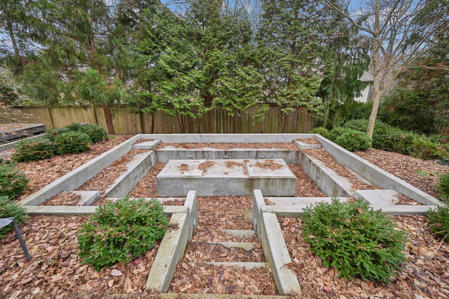 4061 Beechwood Avenue