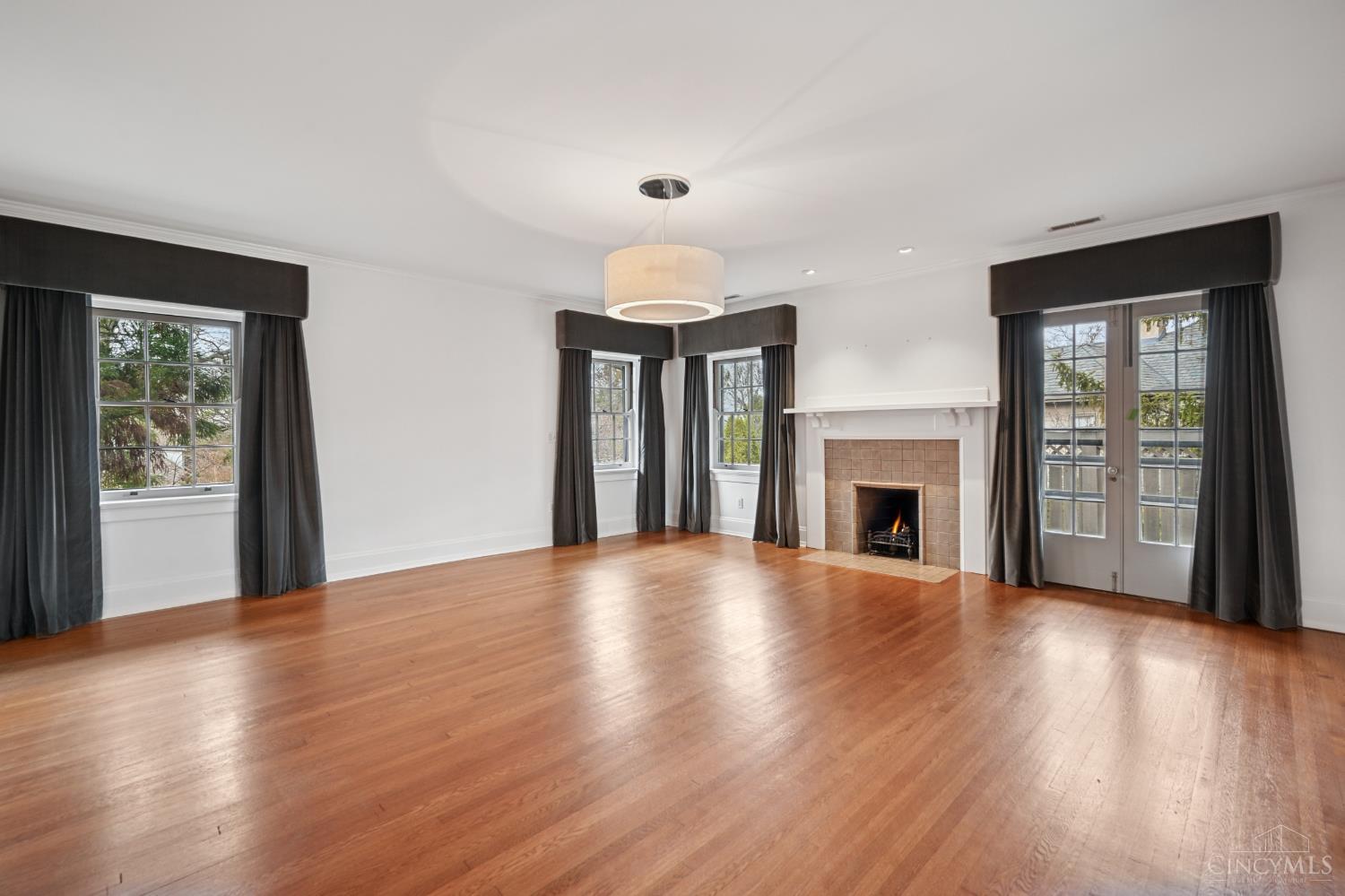 4061 Beechwood Avenue