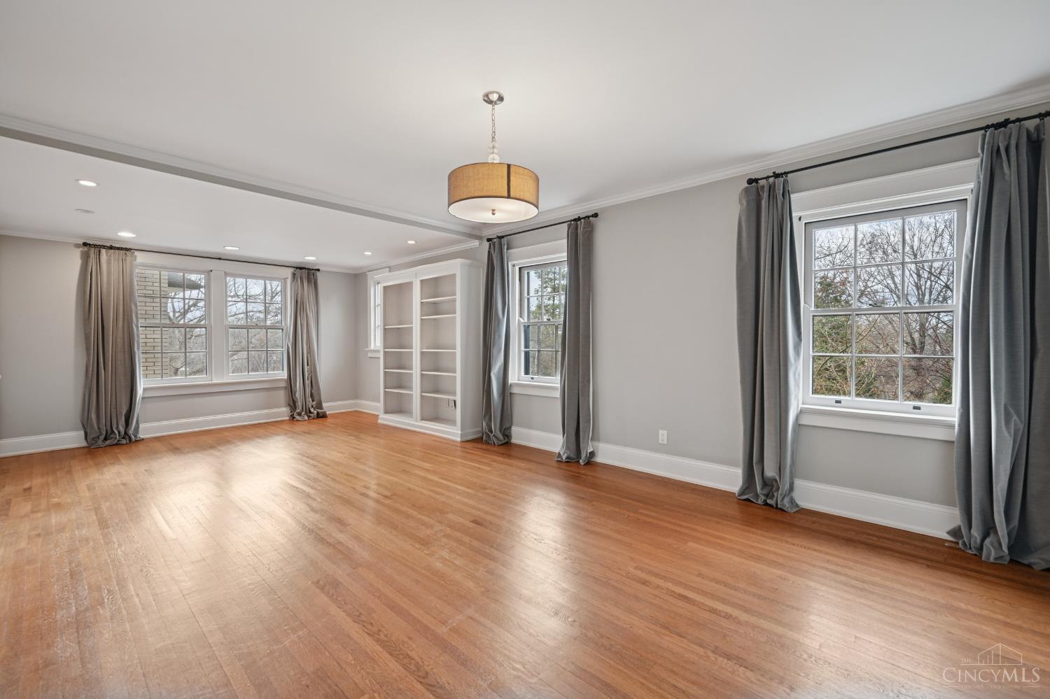 4061 Beechwood Avenue