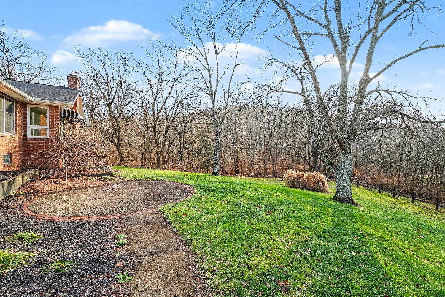 9975 Lees Creek Road