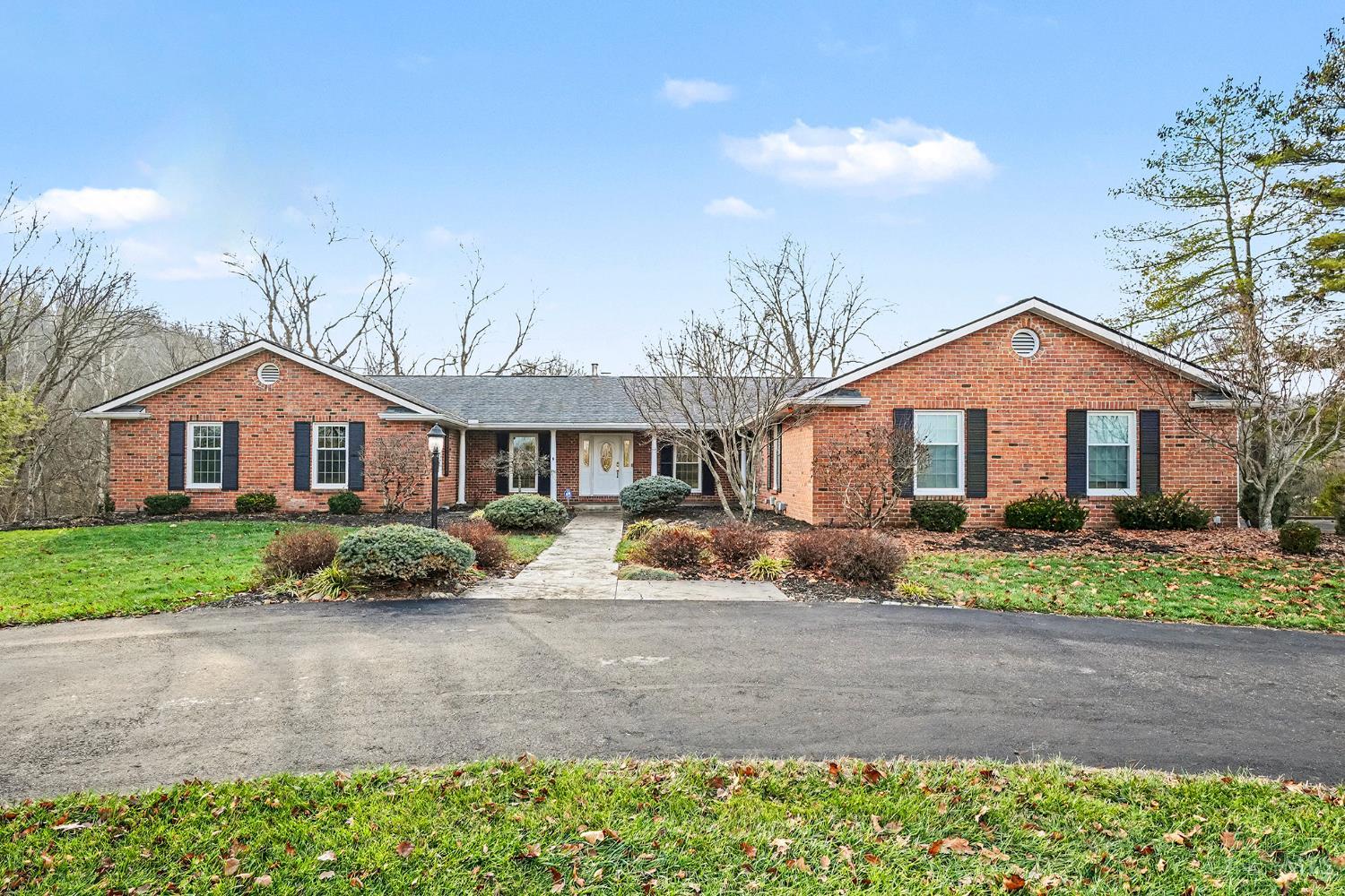 9975 Lees Creek Road