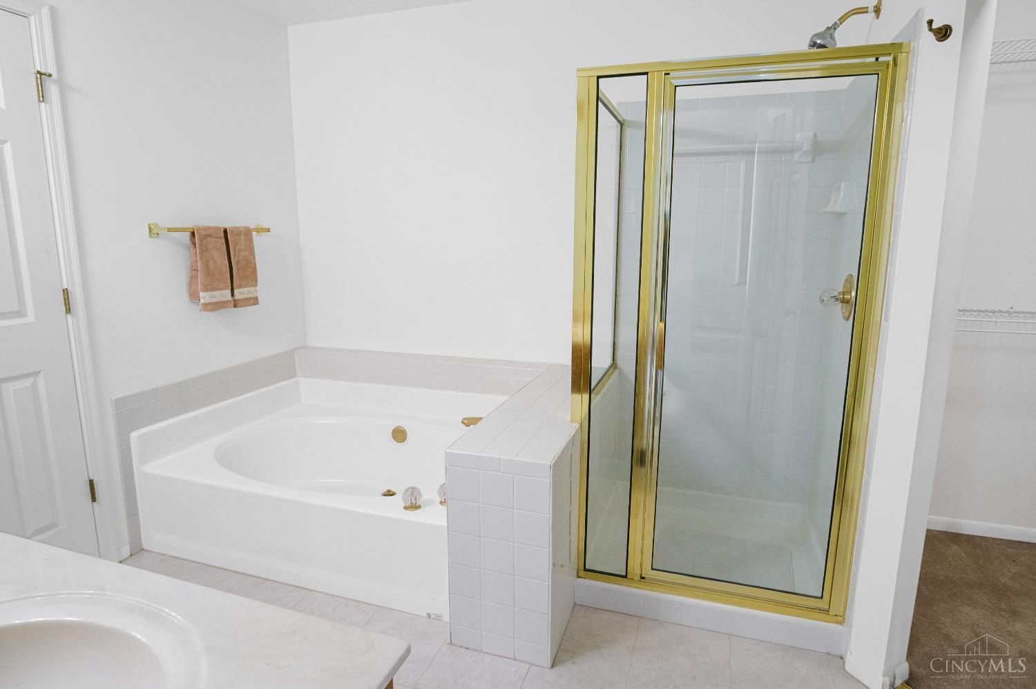 1736 Emerald Glade Lane