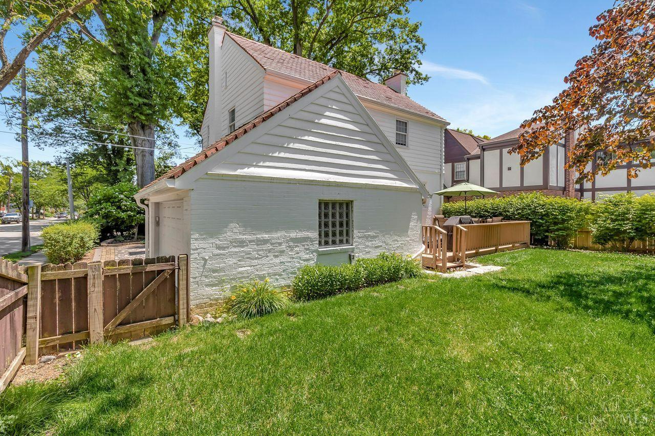 3935 Eileen Drive