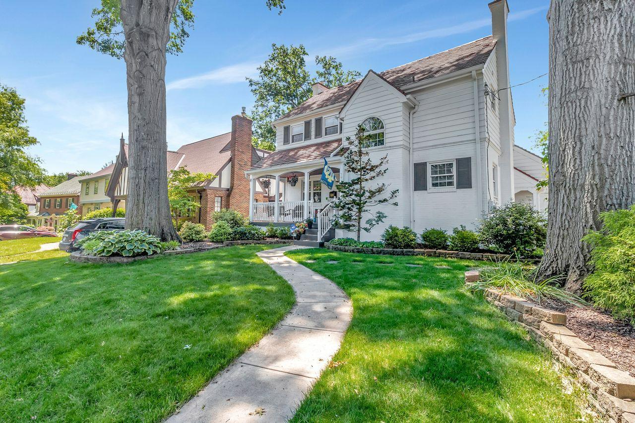 3935 Eileen Drive