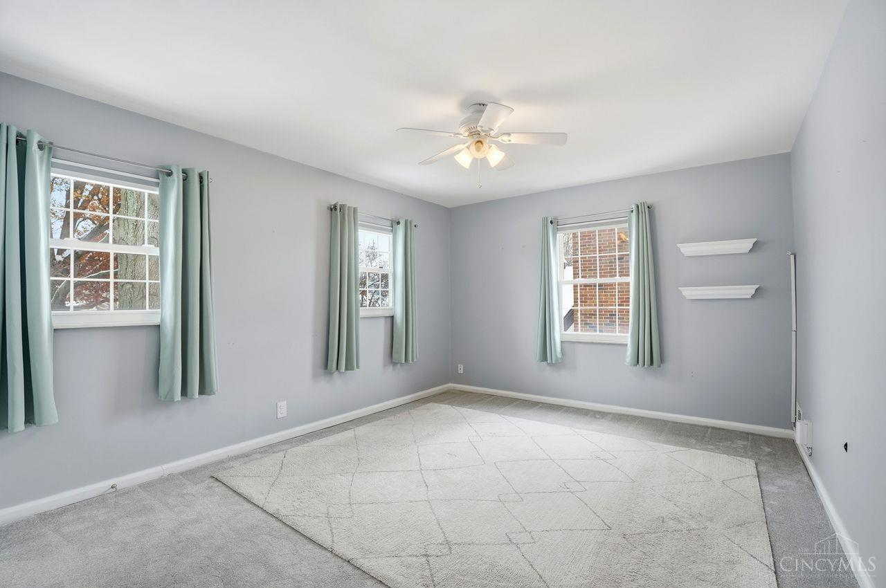 3935 Eileen Drive