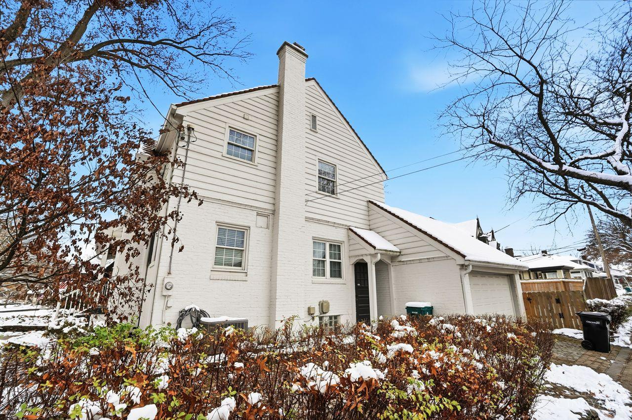 3935 Eileen Drive