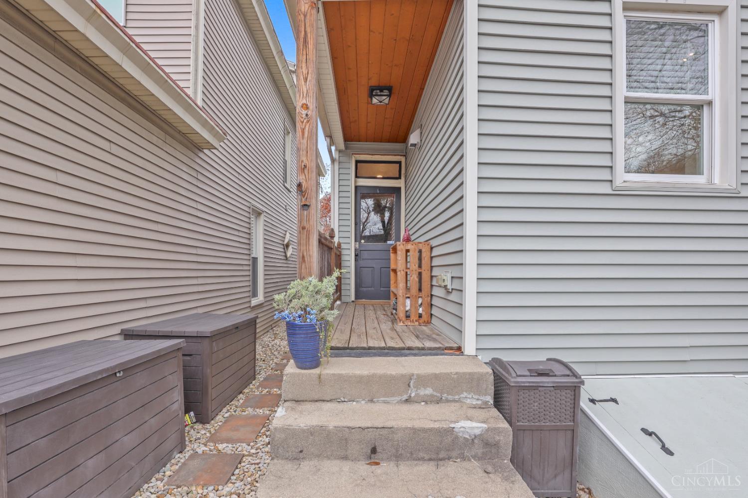 312 Stites Avenue