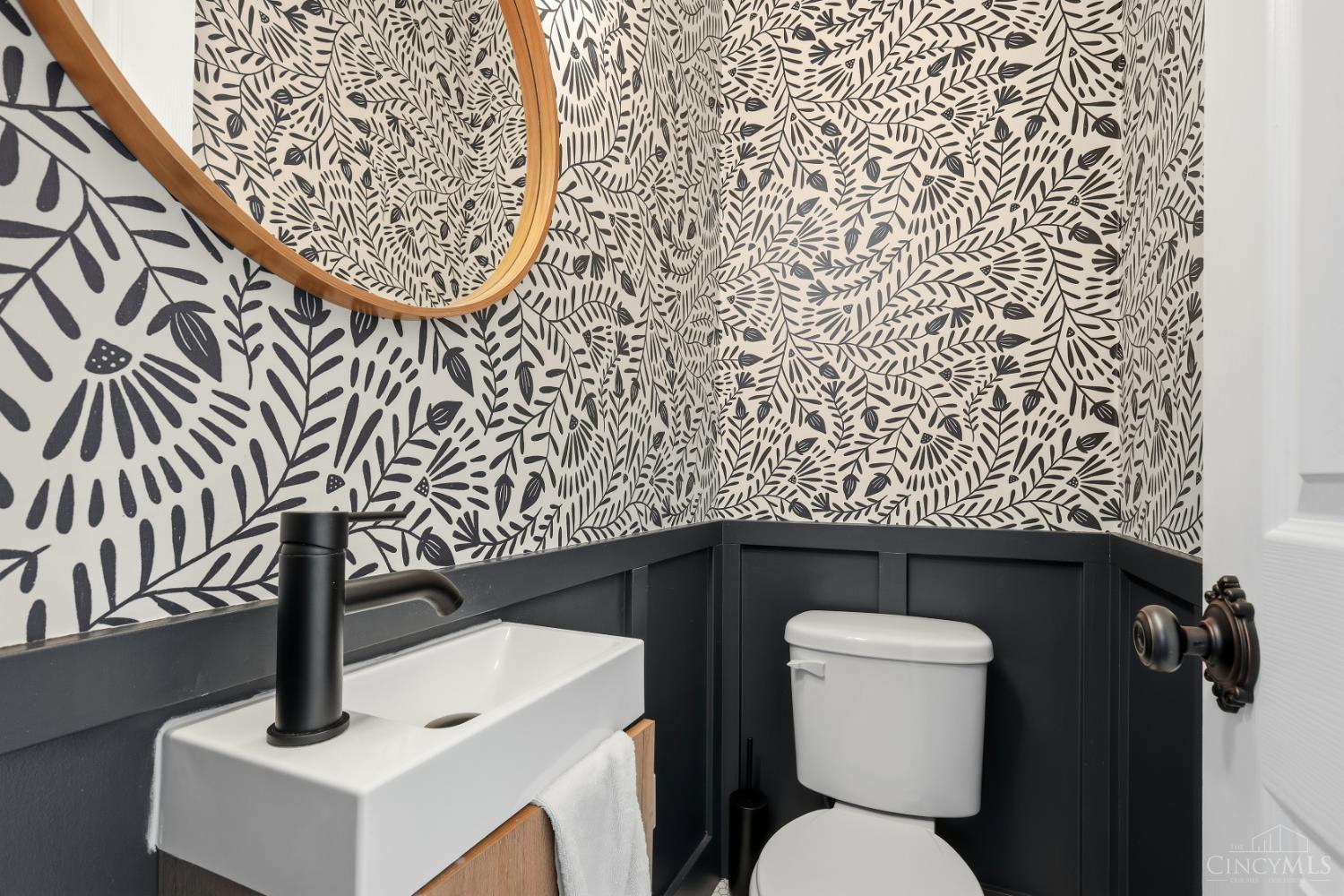 3814 Mt Vernon Avenue