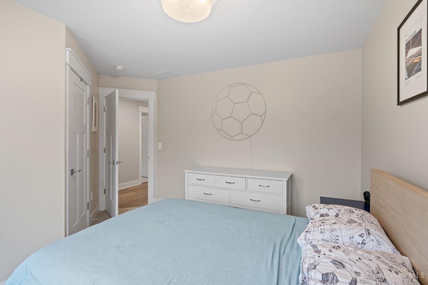 3443 Ault View Avenue