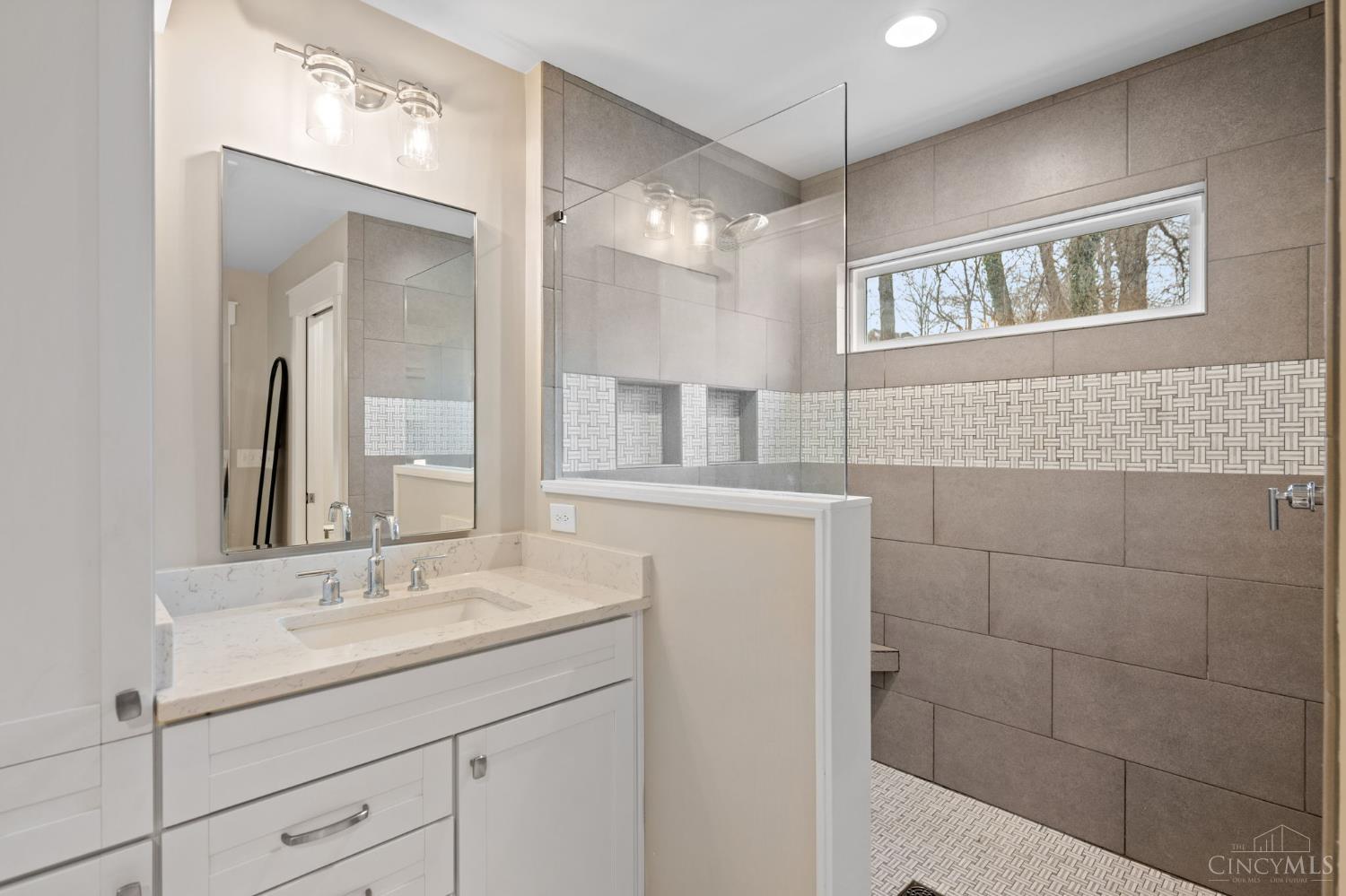 3443 Ault View Avenue