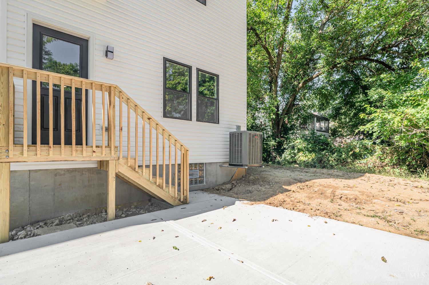 5328 Lester Road