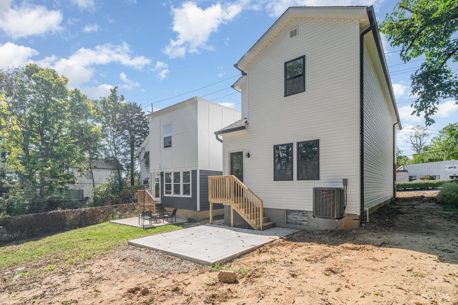 5328 Lester Road