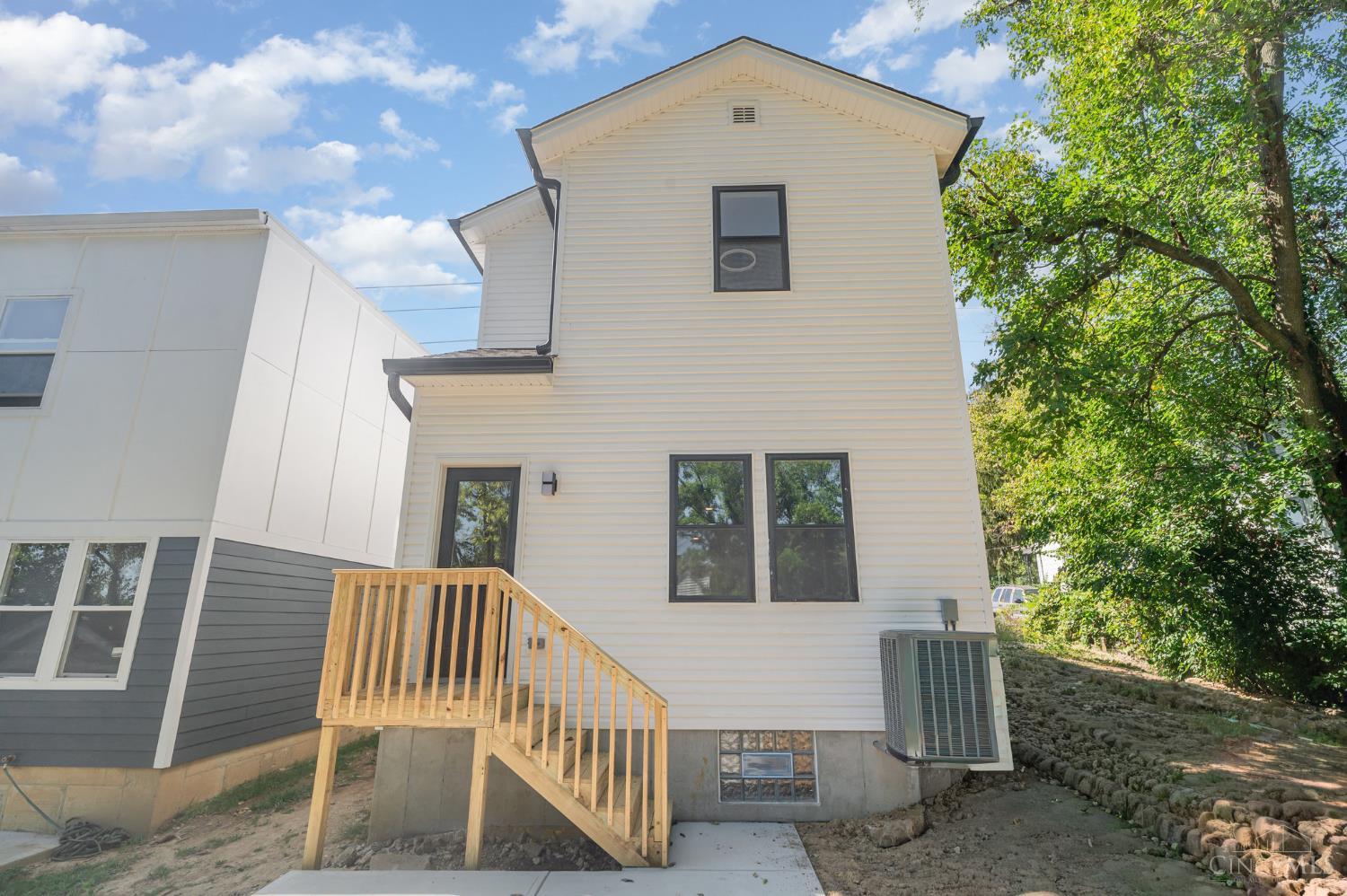 5328 Lester Road