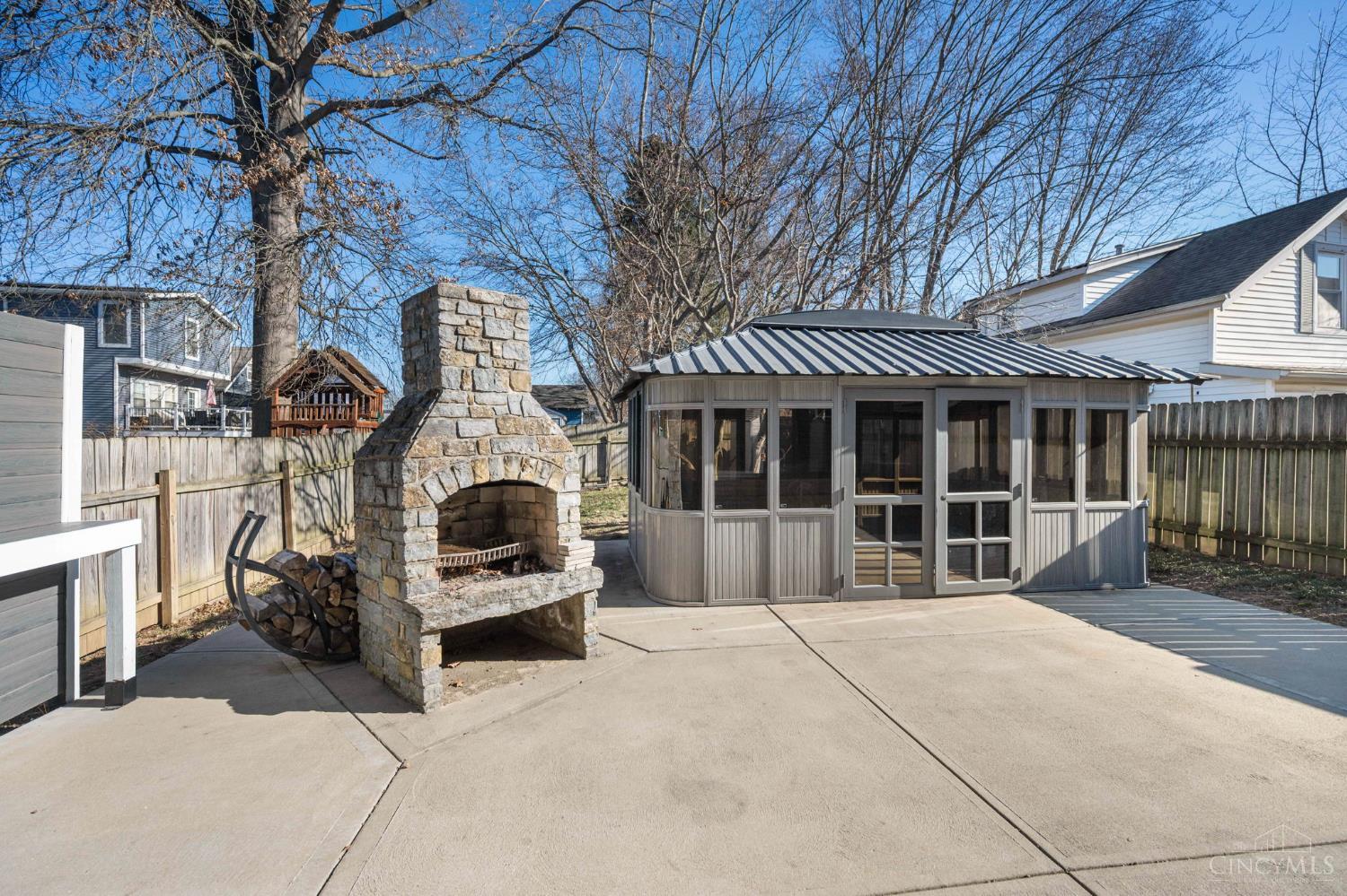 3806 Southern Avenue