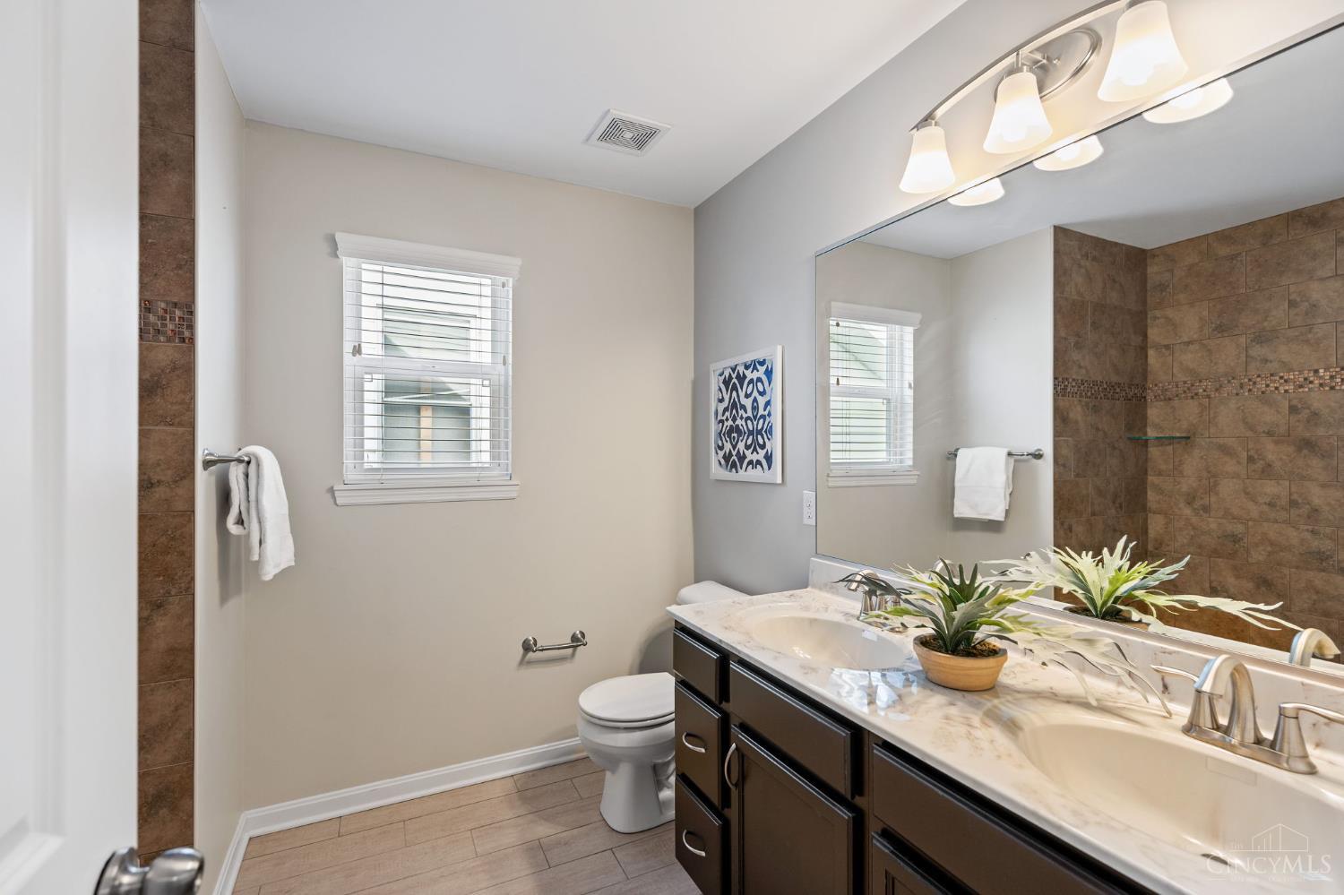 3806 Southern Avenue