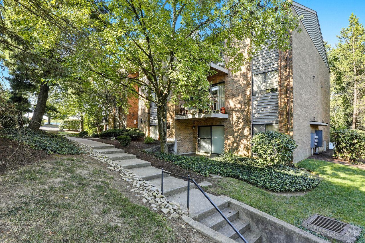 1544 W Galbraith Road 211