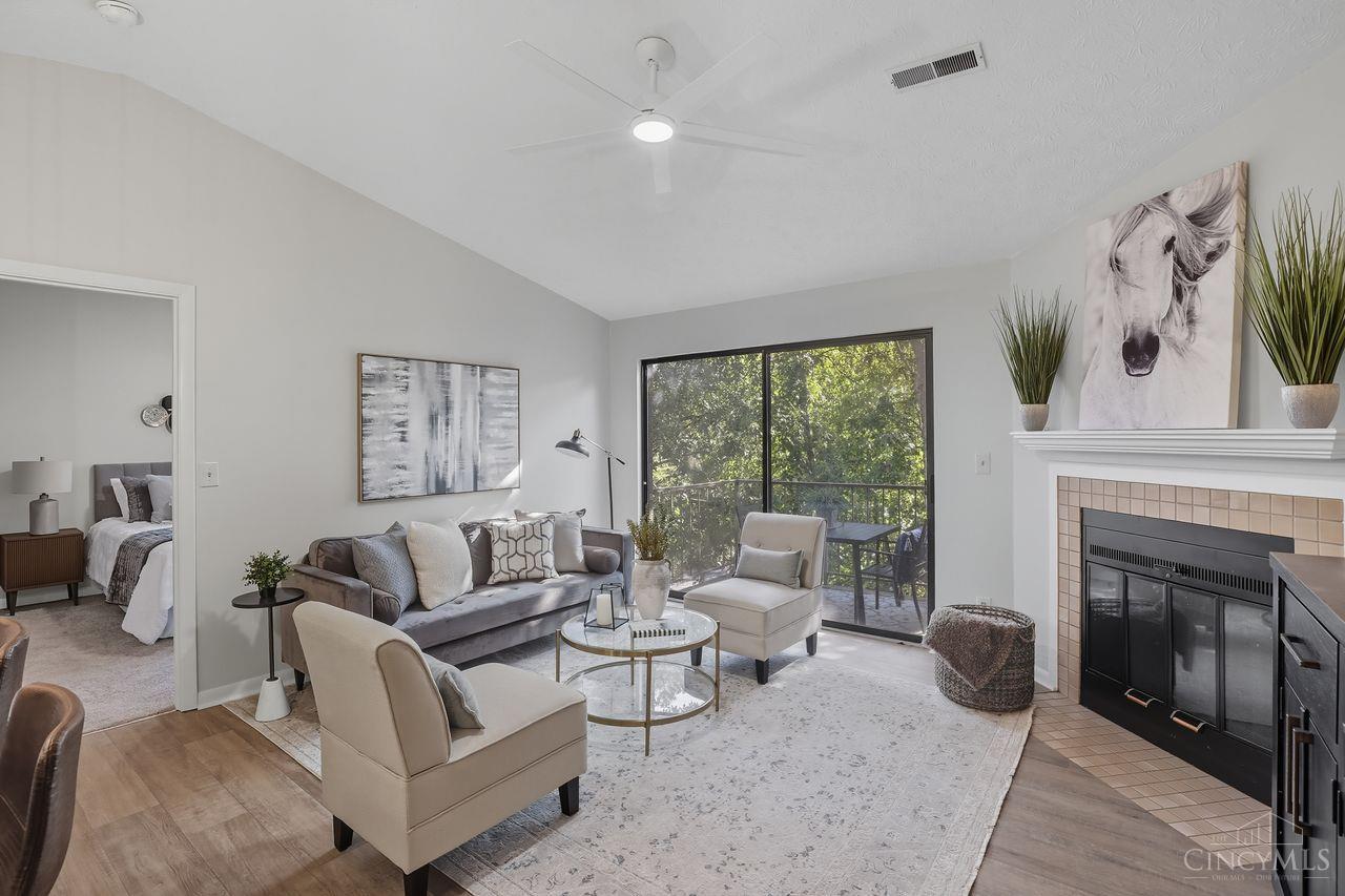 1544 W Galbraith Road 211