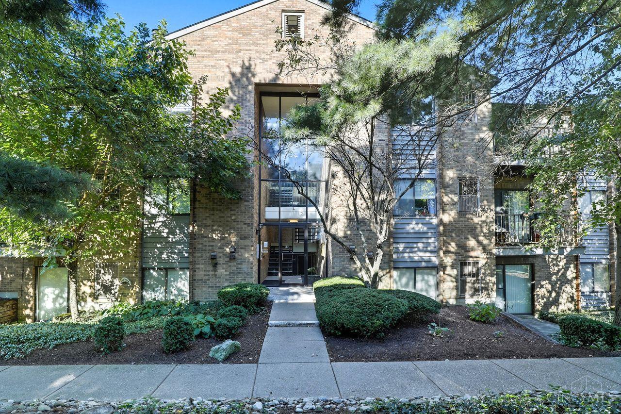 1544 W Galbraith Road 211