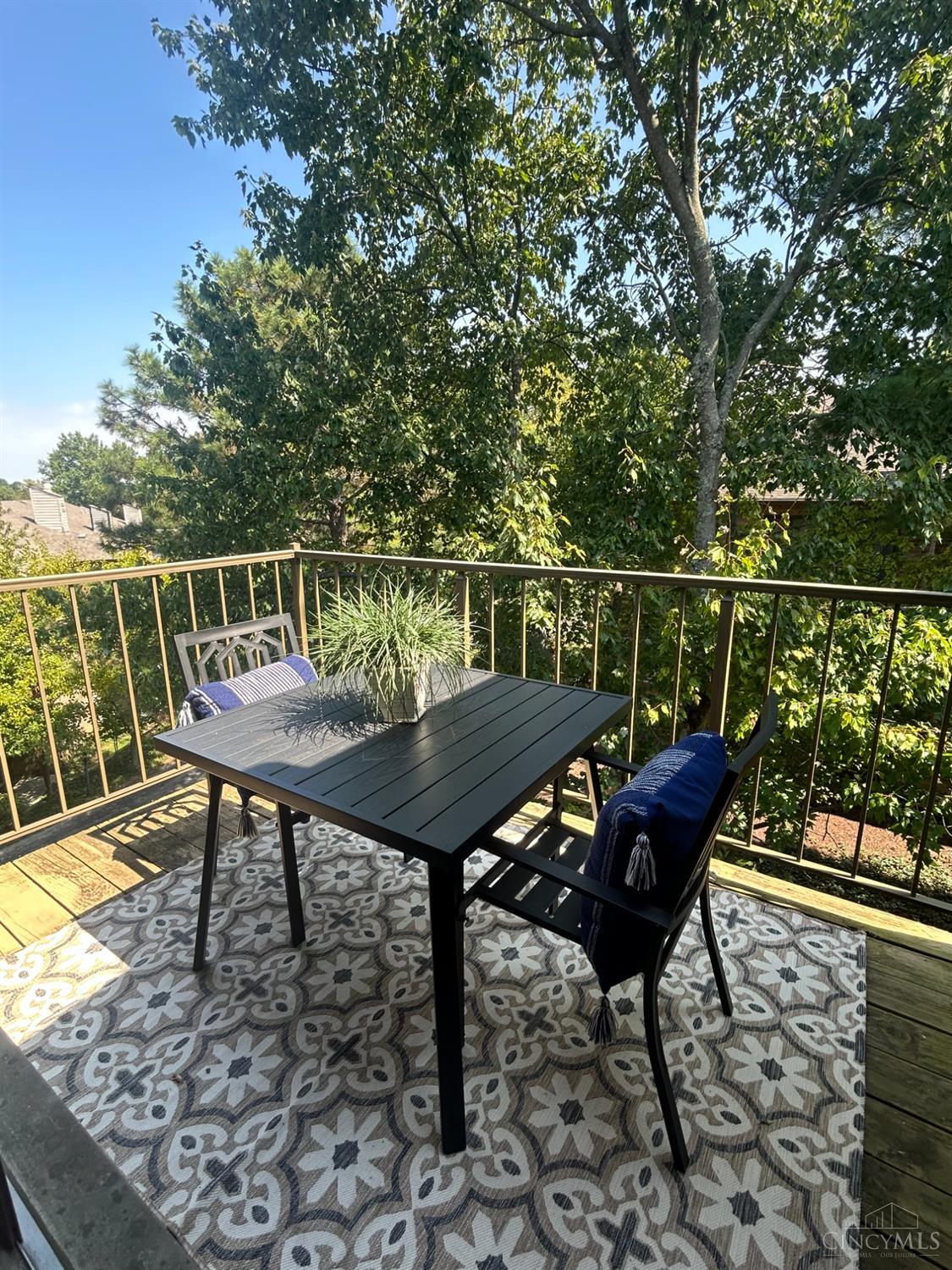 1544 W Galbraith Road 211