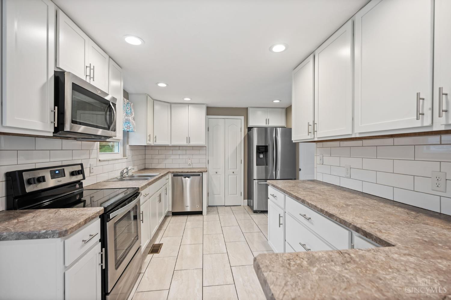 170 Lodewood Drive