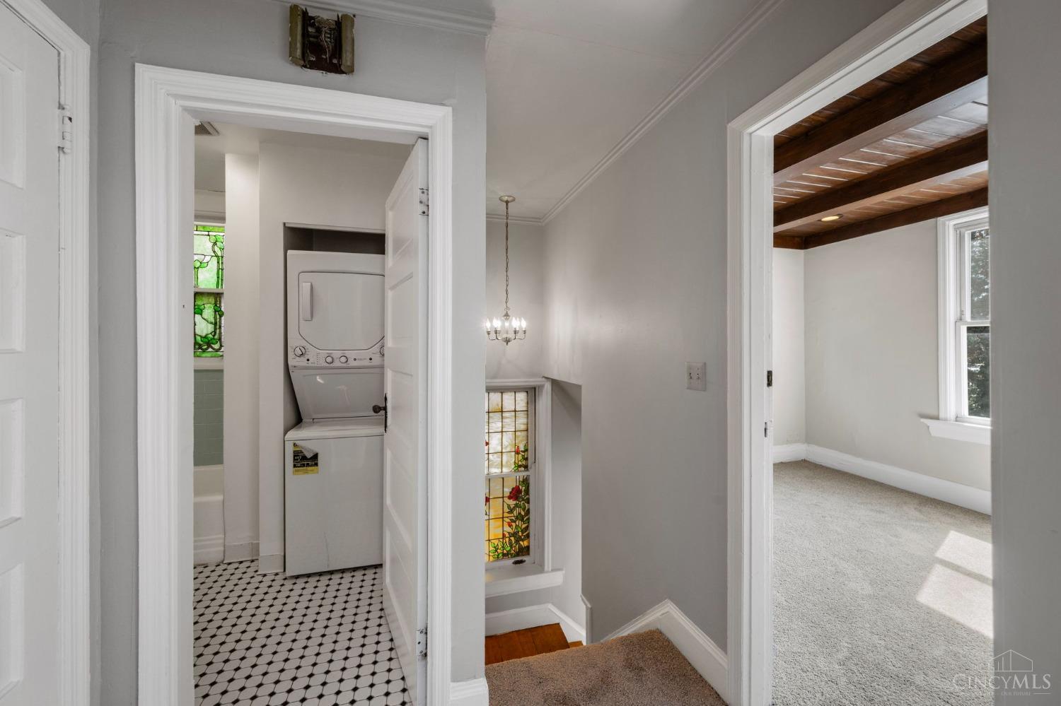 3280 Jefferson Avenue