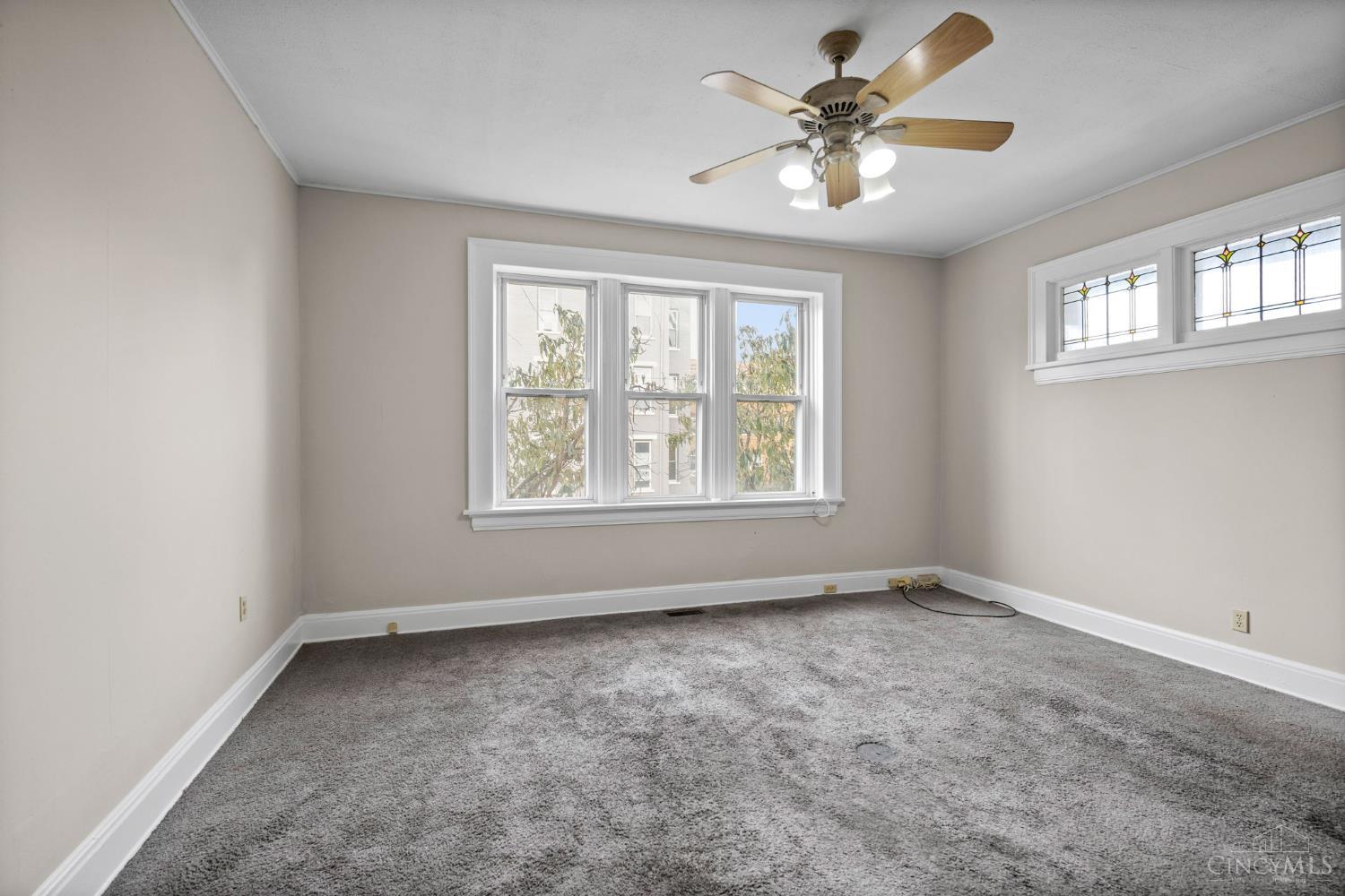 3280 Jefferson Avenue