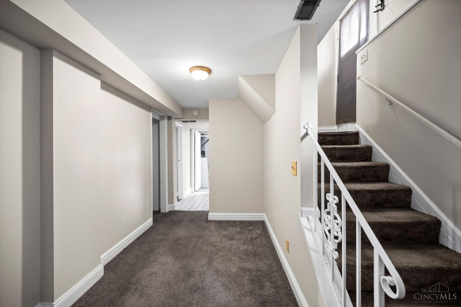 3280 Jefferson Avenue