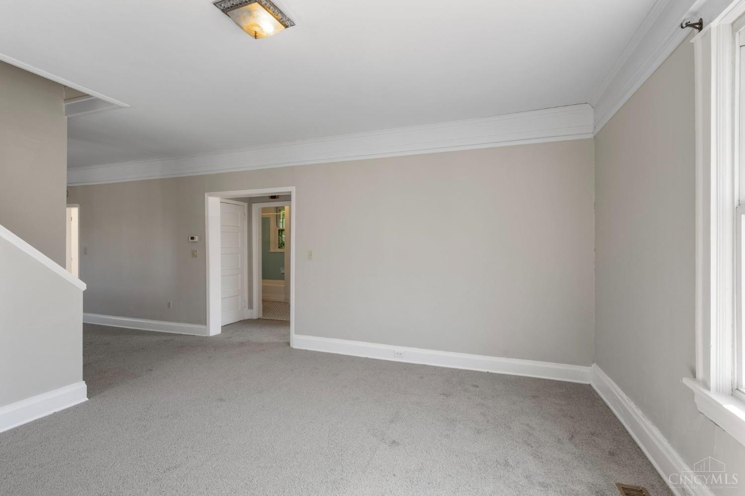 3280 Jefferson Avenue